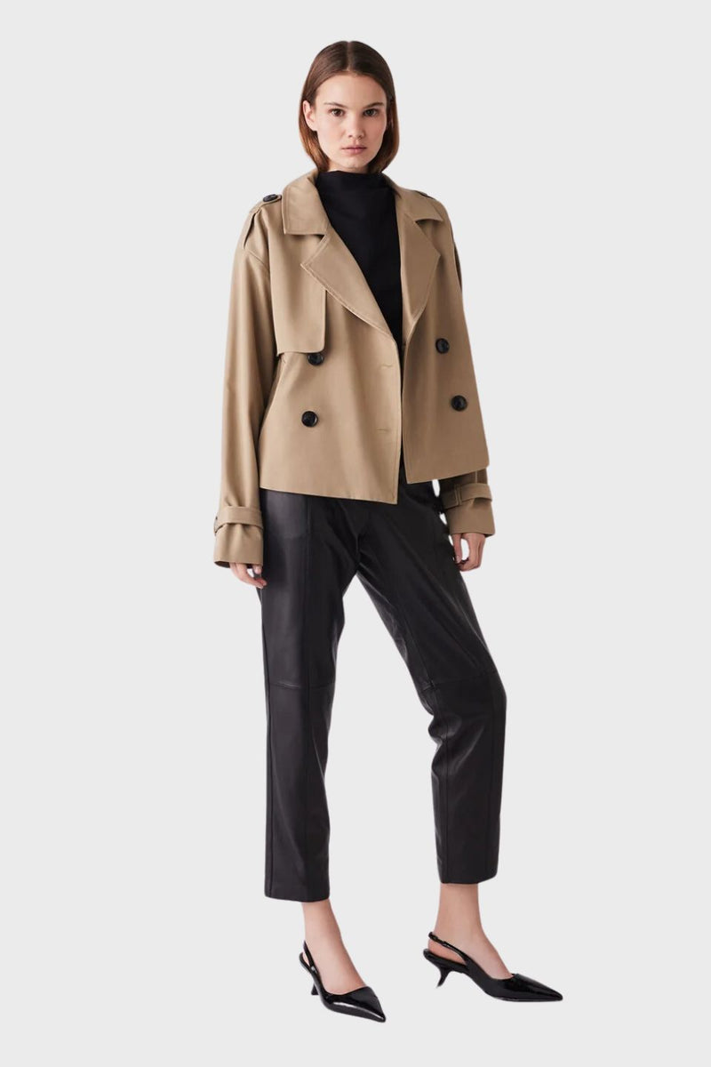 Avenue Cropped Trench