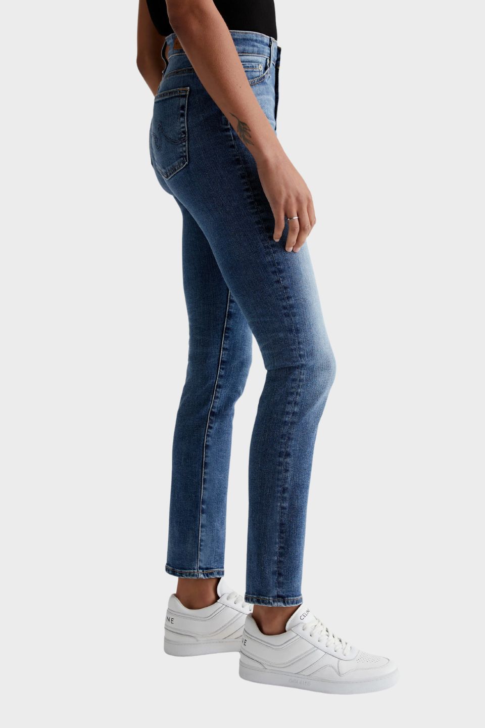 Mari - Mid-Rise Slim Straight